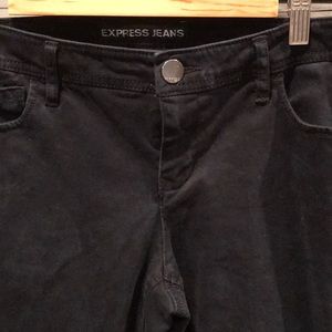 Express size 8 cropped legging